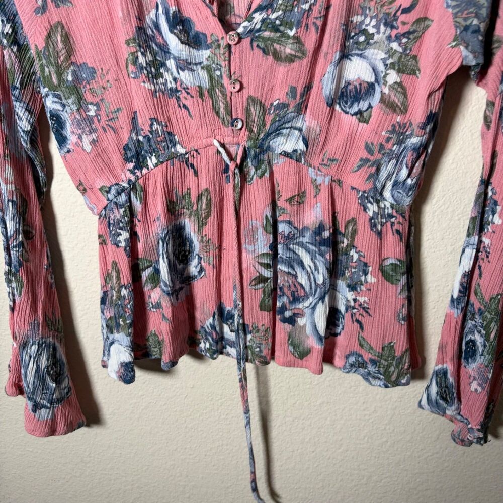 American Rag Cie Blouse Women's Small Floral Ruffle V-Neck Tie Casual Top - Picture 4 of 7